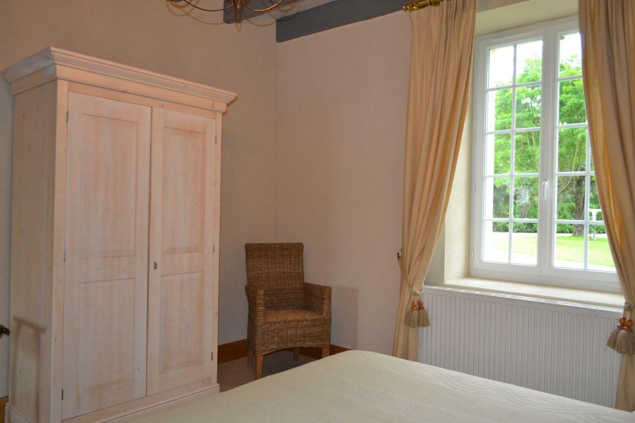 Le Domaine Des Bois Bed and Breakfast Mauzé-Thouarsais Εξωτερικό φωτογραφία